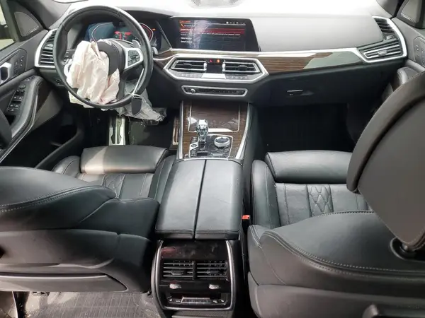 5UXCR6C5XKLL08631 2019 BMW X5 - Image 8