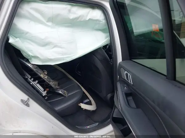 5UXCR6C5XKLL21928 2019 BMW X5 - Image 8