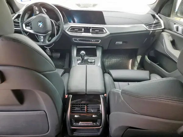 5UXCR6C5XKLL22528 2019 BMW X5 - Image 8