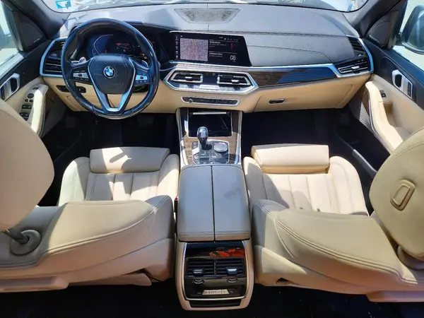 5UXCR6C5XKLL25266 2019 BMW X5 - Image 8