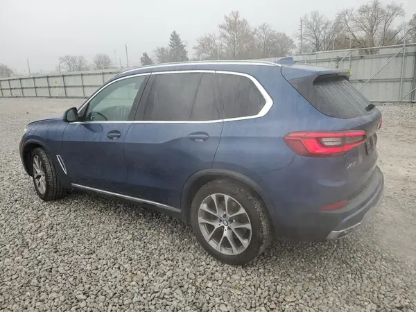 5UXCR6C5XKLL34906 2019 BMW X5 - Image 2