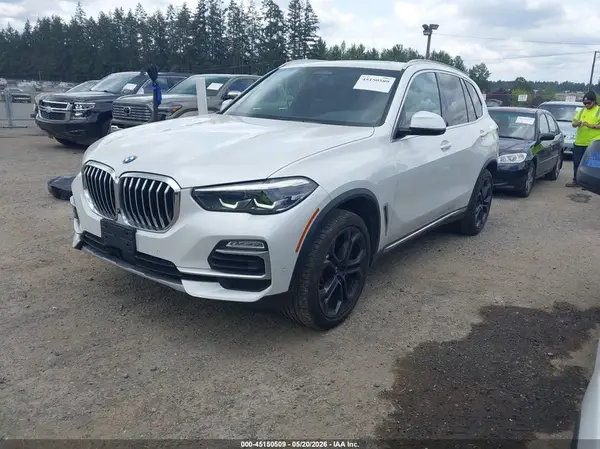 5UXCR6C5XKLL37515 2019 BMW X5 - Image 2