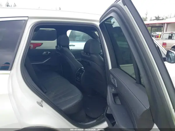 5UXCR6C5XKLL37515 2019 BMW X5 - Image 8