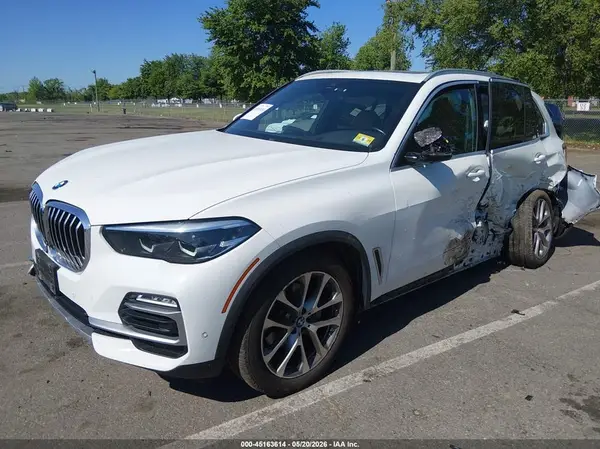 5UXCR6C5XKLL40365 2019 BMW X5 - Image 2
