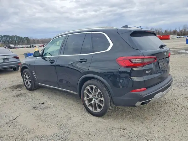 5UXCR6C5XKLL53021 2019 BMW X5 - Image 2