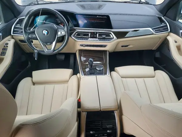 5UXCR6C5XKLL53021 2019 BMW X5 - Image 8