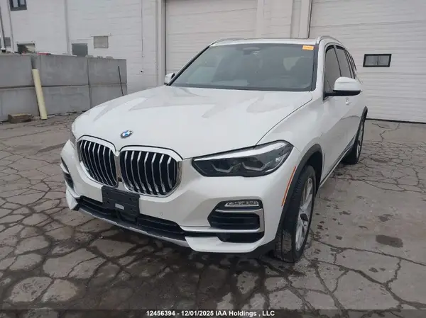 5UXCR6C5XKLL60602 2019 BMW X5 - Image 2