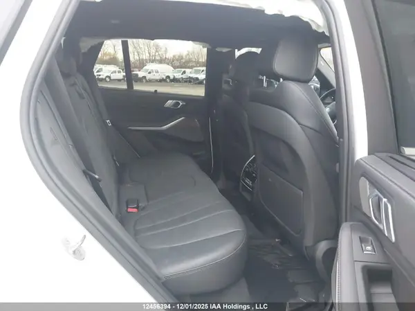 5UXCR6C5XKLL60602 2019 BMW X5 - Image 8