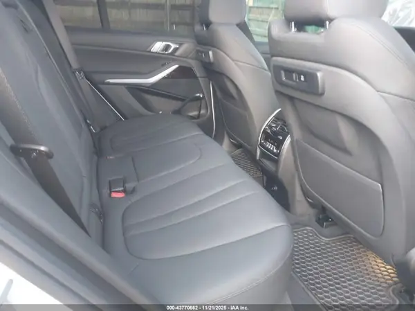 5UXCR6C5XKLL62446 2019 BMW X5 - Image 8
