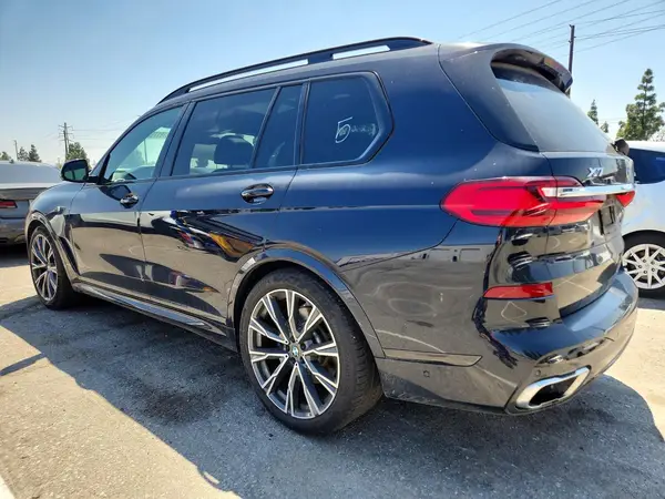 5UXCW2C00L9A0011 2020 BMW X7 - Image 2