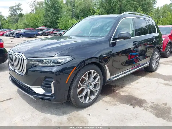 5UXCW2C00L9B58830 2020 BMW X7 - Image 2
