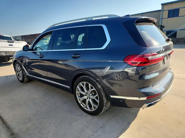 5UXCW2C00L9B71495 2020 BMW X7 - Image 2
