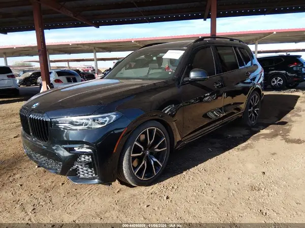 5UXCW2C00L9C79356 2020 BMW X7 - Image 2