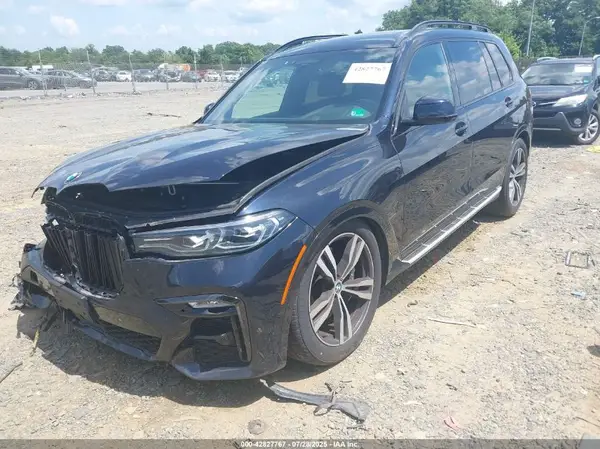 5UXCW2C00L9D02229 2020 BMW X7 - Image 2