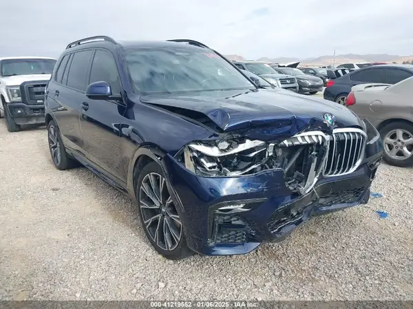 5UXCW2C00M9E43416 2021 BMW X7 - Image 1