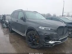 5UXCW2C00M9F27655 2021 BMW X7