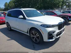 5UXCW2C00M9F62244 2021 BMW X7