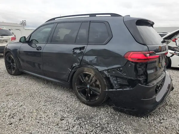 5UXCW2C00N9L85158 2022 BMW X7 - Image 2