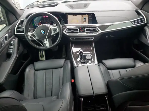 5UXCW2C00N9L85158 2022 BMW X7 - Image 8