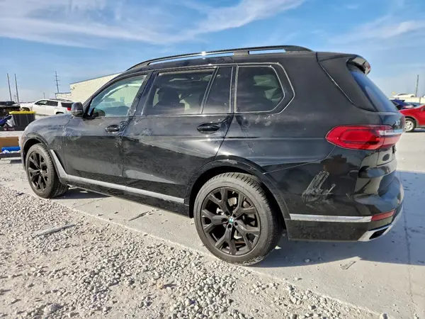 5UXCW2C00N9M53362 2022 BMW X7 - Image 2
