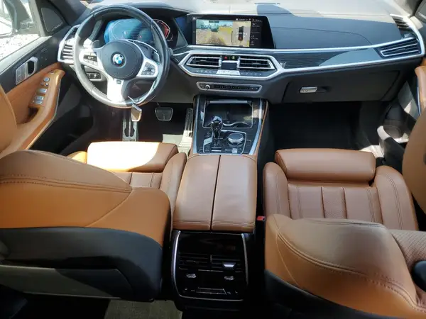 5UXCW2C00N9M58738 2022 BMW X7 - Image 8