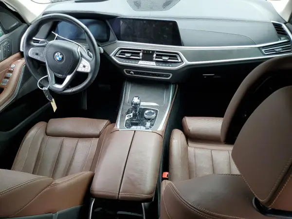 5UXCW2C00N9N14385 2022 BMW X7 - Image 8
