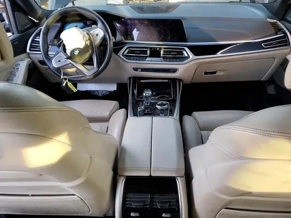 5UXCW2C01L9B41874 2020 BMW X7 - Image 8