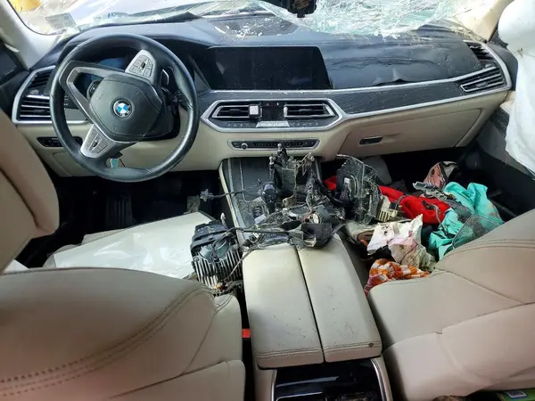 5UXCW2C01L9B48520 2020 BMW X7 - Image 8