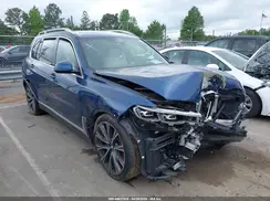 5UXCW2C01M9D85879 2021 BMW X7