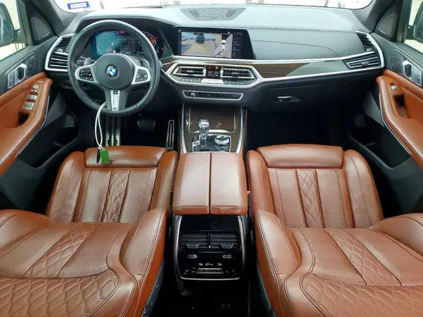 5UXCW2C01M9D89611 2021 BMW X7 - Image 8