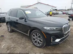 5UXCW2C01M9E40492 2021 BMW X7