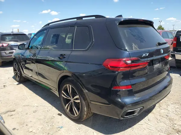 5UXCW2C01M9F64522 2021 BMW X7 - Image 2