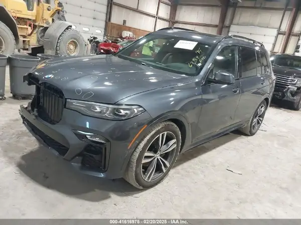 5UXCW2C01M9G97359 2021 BMW X7 - Image 2