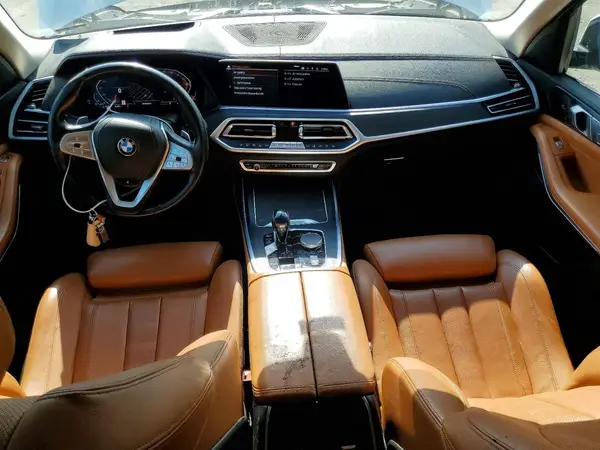 5UXCW2C01N9L87856 2022 BMW X7 - Image 8