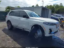 5UXCW2C01N9M36733 2022 BMW X7