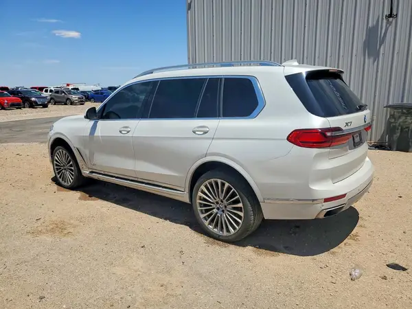 5UXCW2C02L9A01929 2020 BMW X7 - Image 2