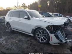 5UXCW2C02L9A02823 2020 BMW X7