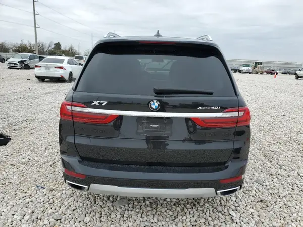 2021 BMW X7 auction photo 6