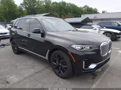 5UXCW2C02M9E41103 2021 BMW X7
