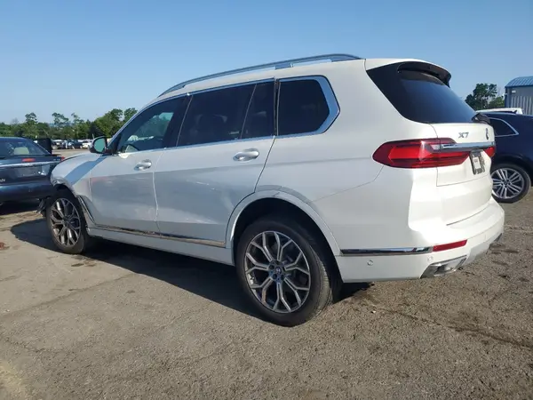 5UXCW2C02M9E64218 2021 BMW X7 - Image 2