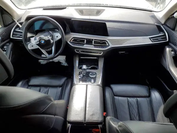 5UXCW2C02M9F48409 2021 BMW X7 - Image 8