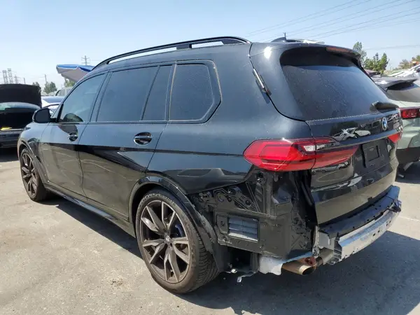 5UXCW2C02M9G98097 2021 BMW X7 - Image 2