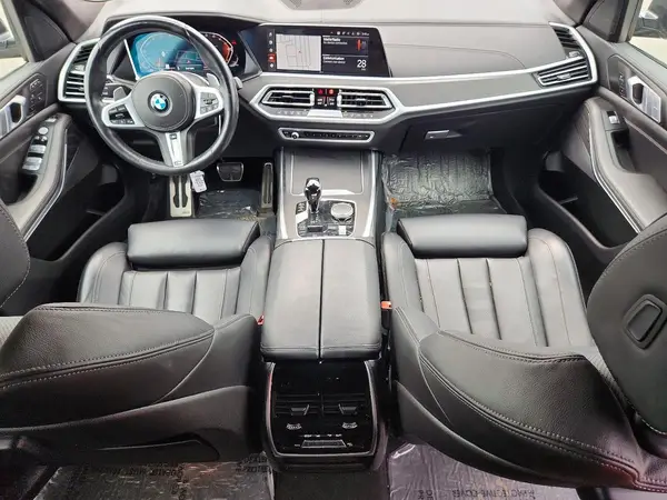 5UXCW2C02N9K23354 2022 BMW X7 - Image 8