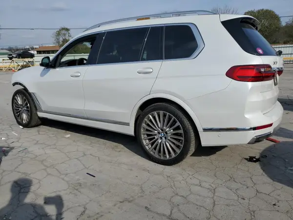 5UXCW2C02N9K79522 2022 BMW X7 - Image 2