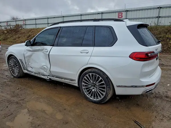 5UXCW2C02N9L41257 2022 BMW X7 - Image 2