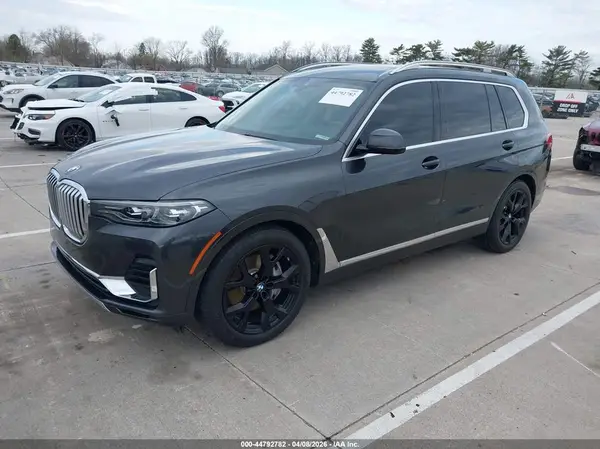 5UXCW2C03L9A00594 2020 BMW X7 - Image 2