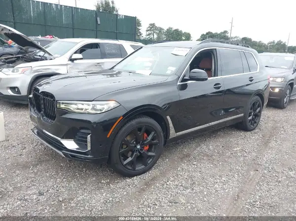 5UXCW2C03L9A03561 2020 BMW X7 - Image 2