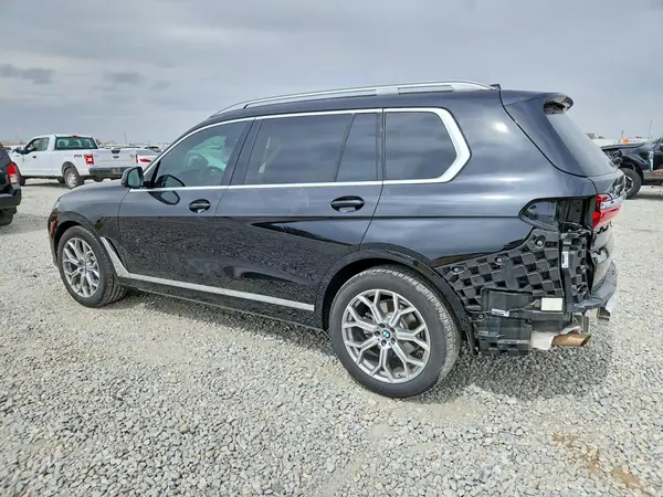 5UXCW2C03L9B27913 2020 BMW X7 - Image 2