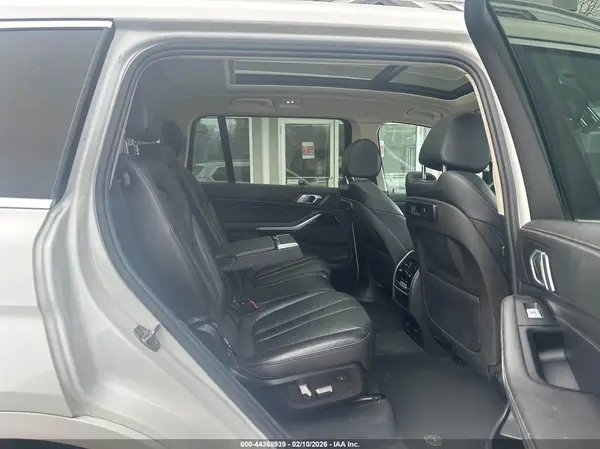 5UXCW2C03L9B54321 2020 BMW X7 - Image 8