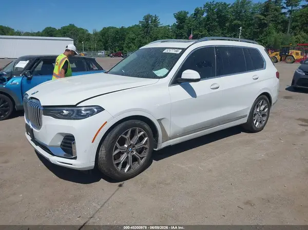 5UXCW2C03L9B99906 2020 BMW X7 - Image 2